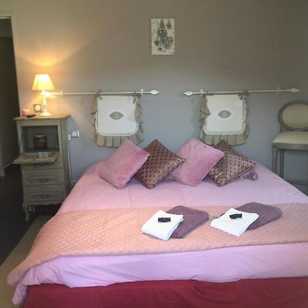 Villa Louancelie B&B กาวาแลร์-ซูร์-แมร์ ภายนอก รูปภาพ