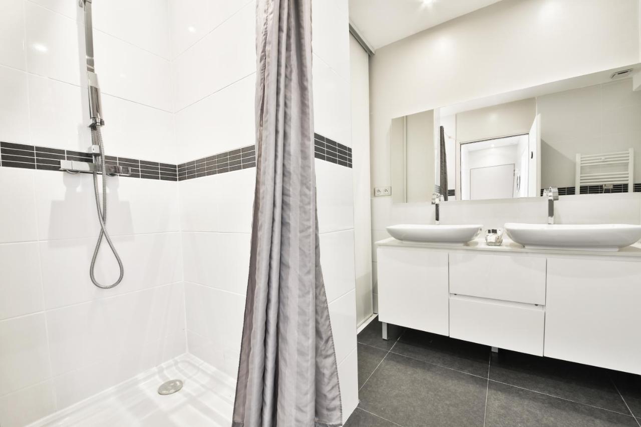 Villa Louancelie B&B กาวาแลร์-ซูร์-แมร์ ภายนอก รูปภาพ